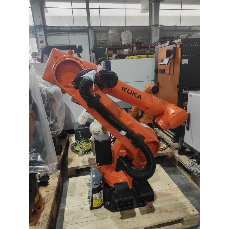 KUKA KR30 R2100 with KRC4 controller